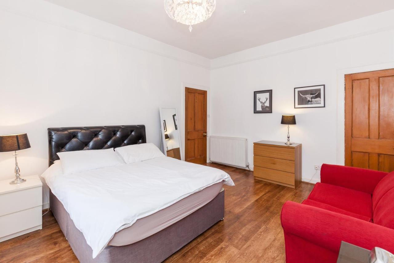 Old Town Edinburgh Apartment Close To Castle And Royal Mile Eksteriør bilde